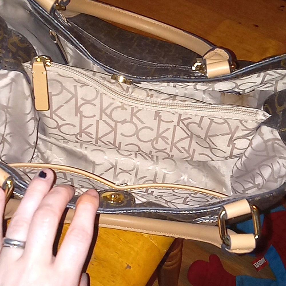 Calvin Klein Handbag - Picture 2 of 7